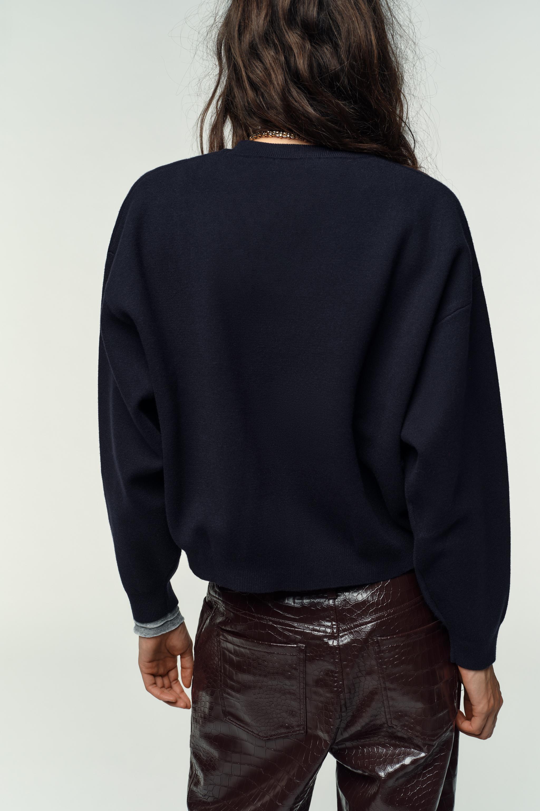 PLAIN KNIT SWEATSHIRT